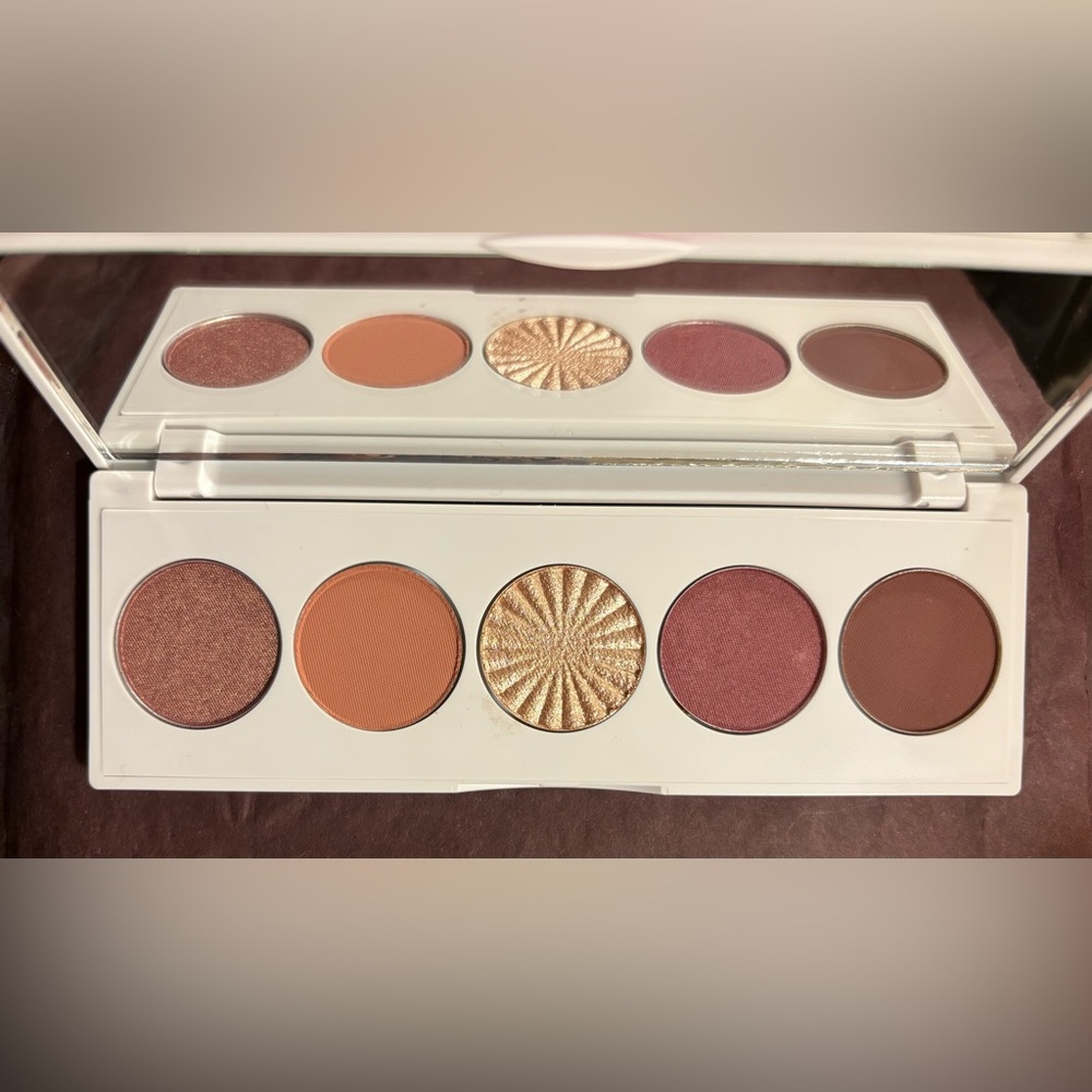 OFRA Signature Palette-Symphony Eyeshadow Palette